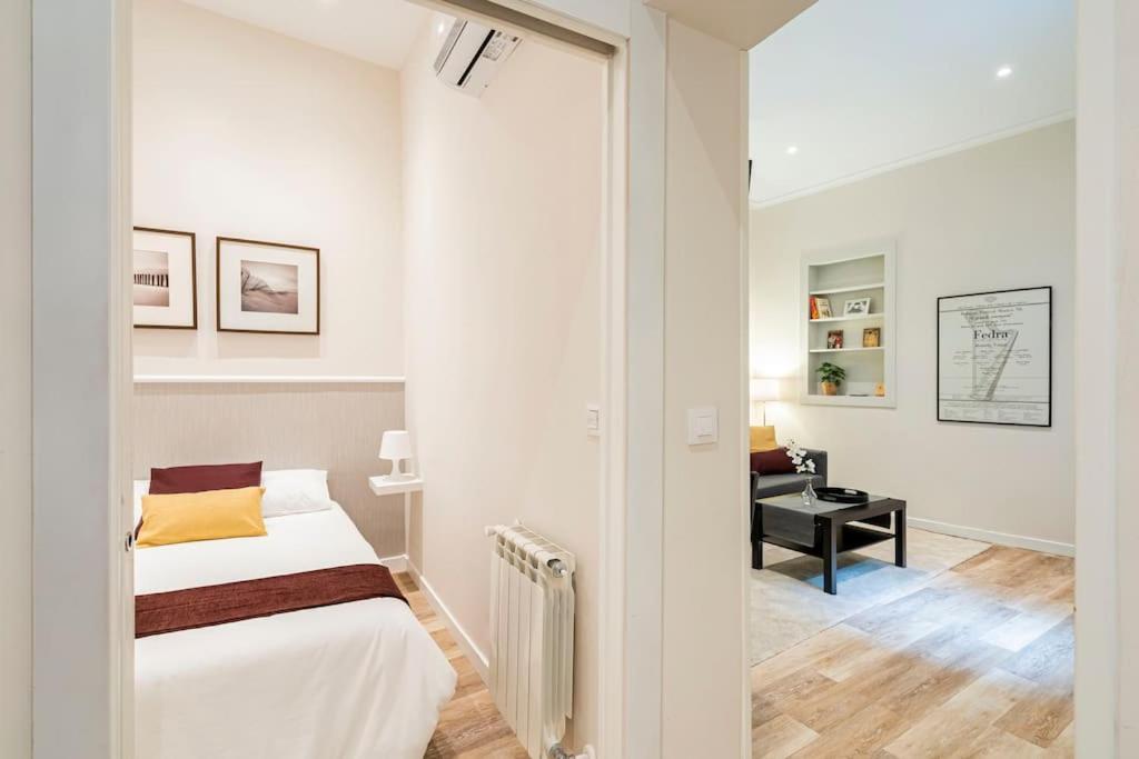 Victor Apartments Prado Мадрид Экстерьер фото