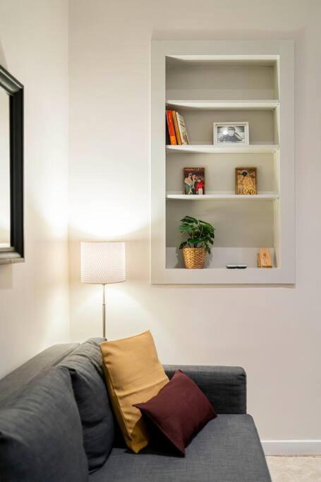 Victor Apartments Prado Мадрид Экстерьер фото